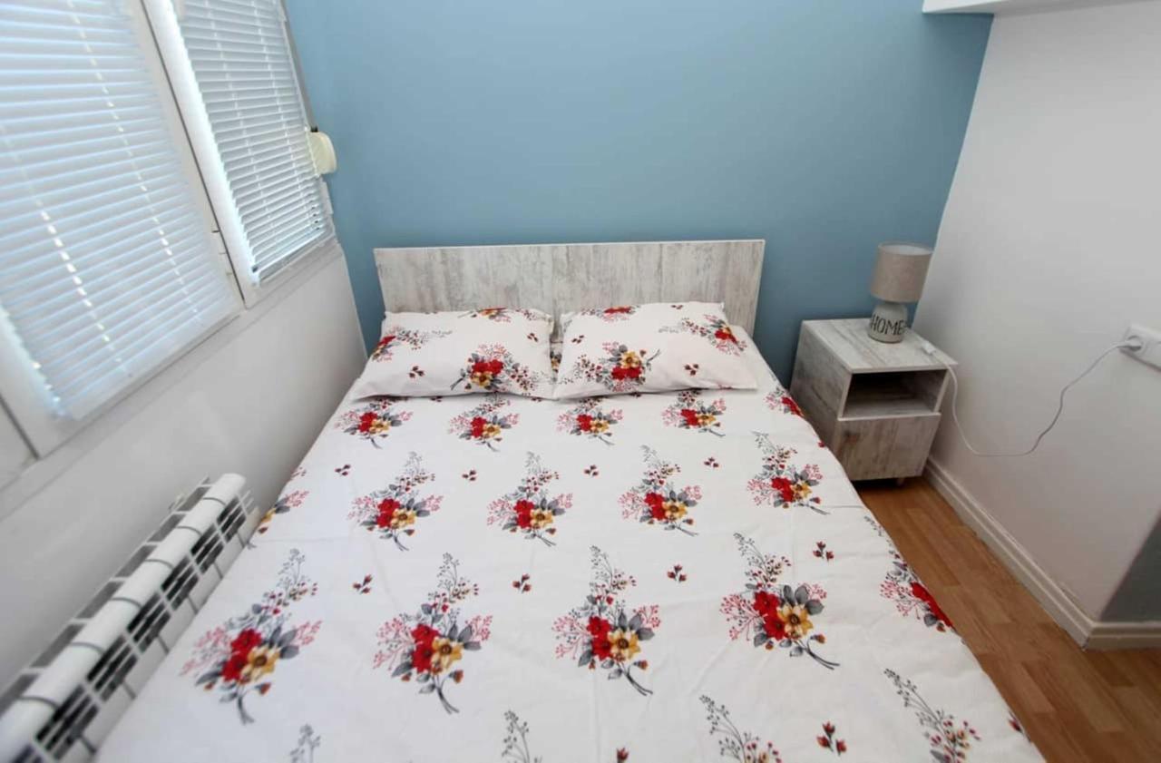 Sunny Apartment In The Center Γιερεβάν Εξωτερικό φωτογραφία